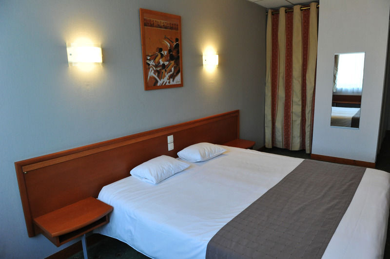Urban Style Hotel De France วานส์ ภายนอก รูปภาพ